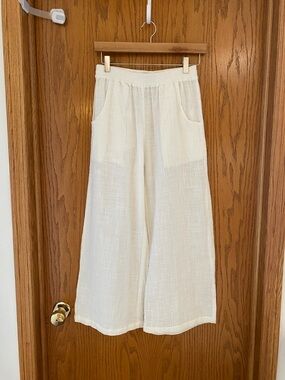NWOT - Rowie Lightweight Wide-Leg Rayon Cream Pants